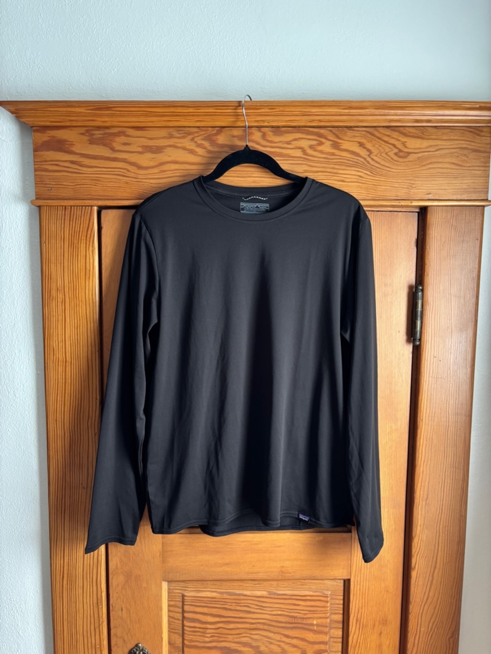 Patagonia Cool Daily Capilene Long Sleeve Black Size Medium NWOT